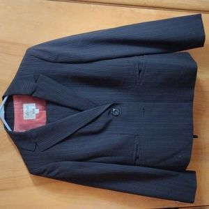 Le Suit Black pin stripe Suit Size 8